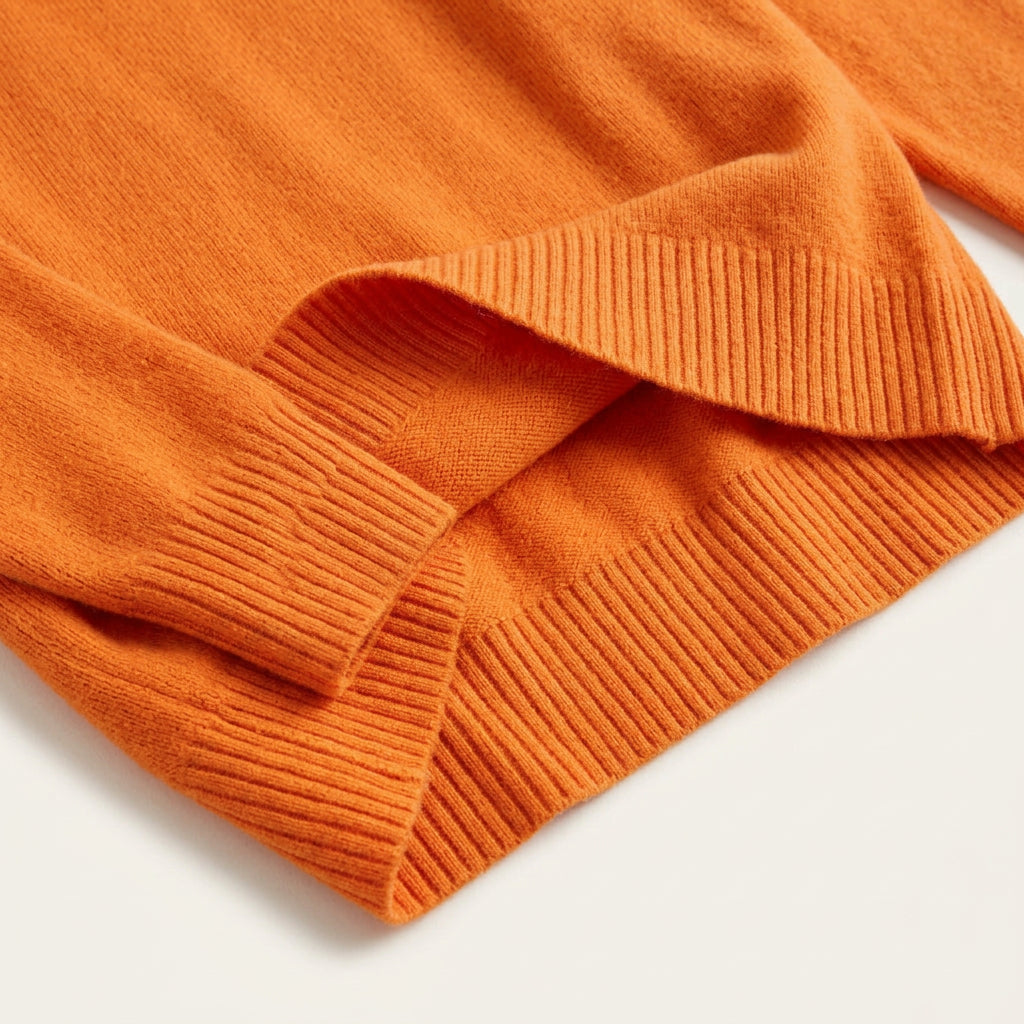 Pull Femme en Maille à Col Bénitier