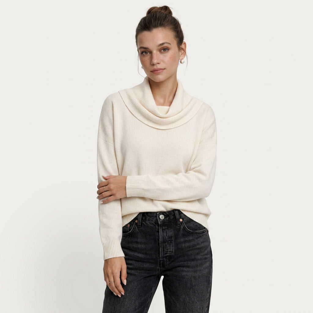 Pull Femme en Maille à Col Bénitier