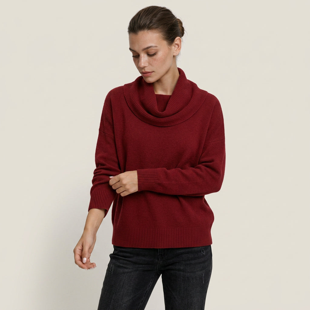 Pull Femme en Maille à Col Bénitier